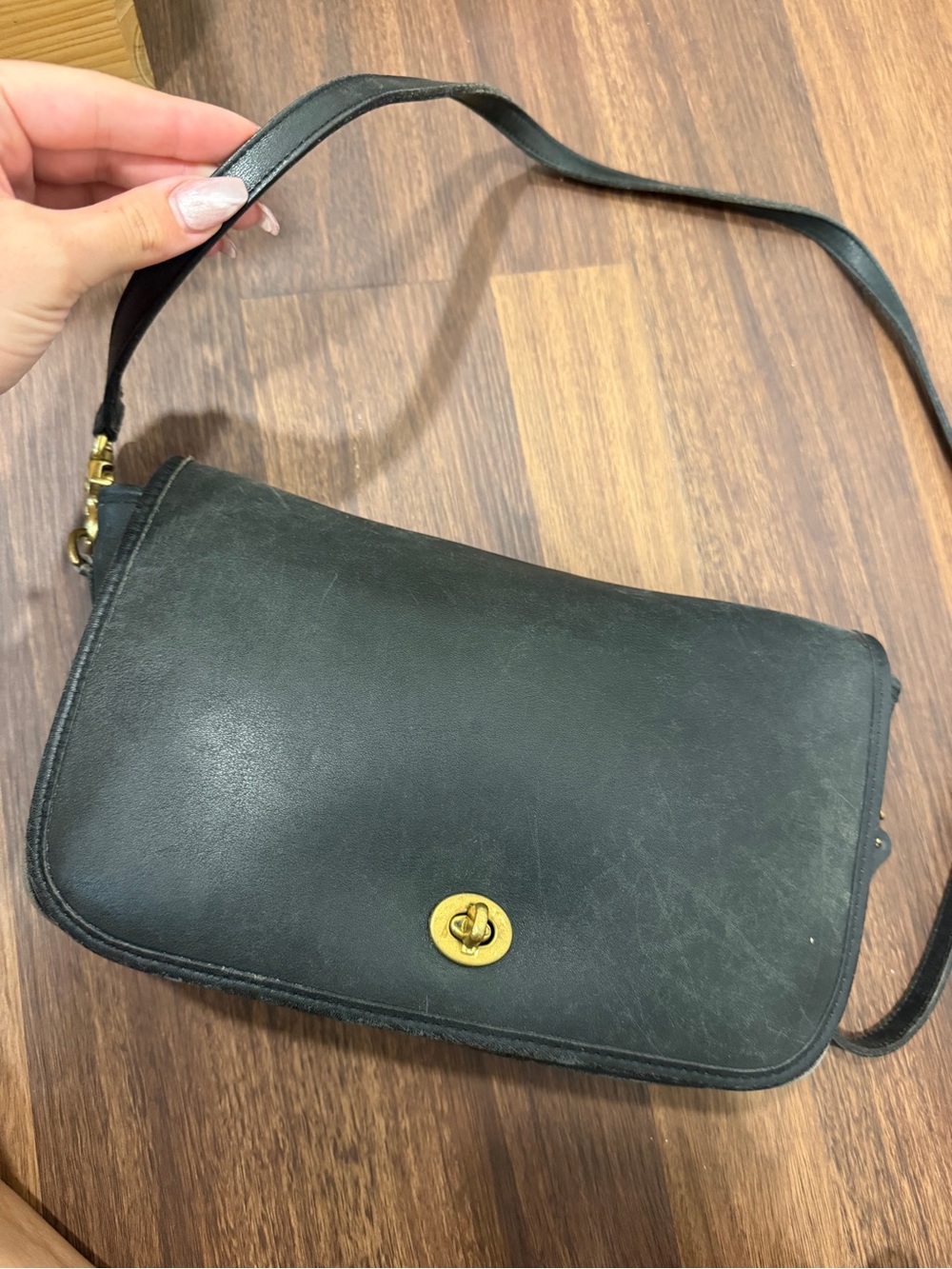 Coach Black Leather Turnlock Shoulder Bag